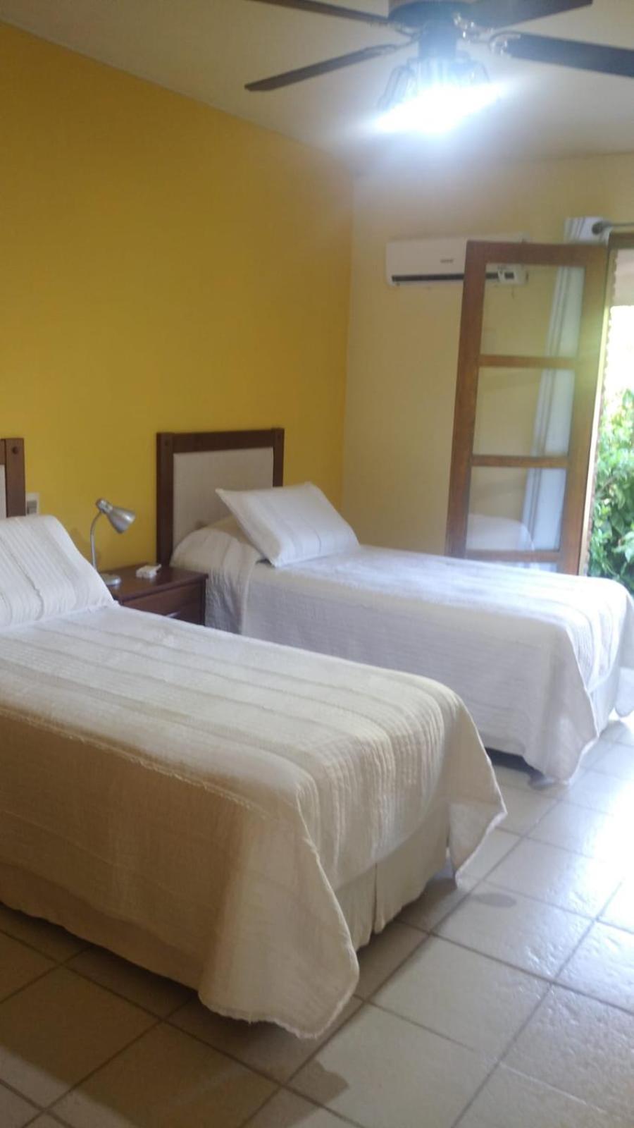 La Casona Del Lago Balneario Ipora Eksteriør billede